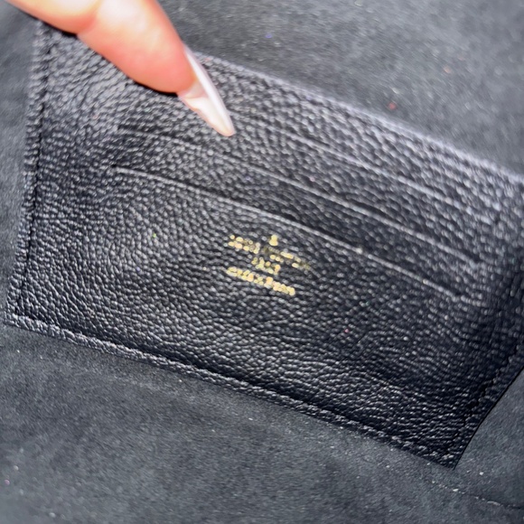 Louis Vuitton - Wallet on chain - Picture 2 of 7